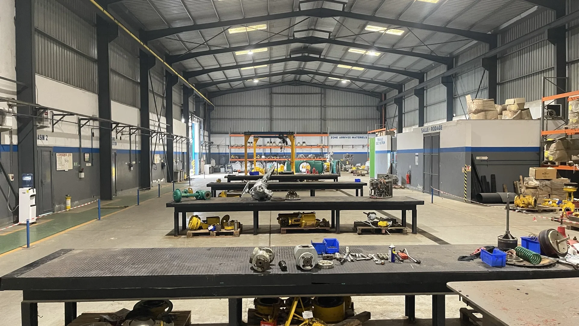 Valve and machining benches, Pointe-Noire workshop
