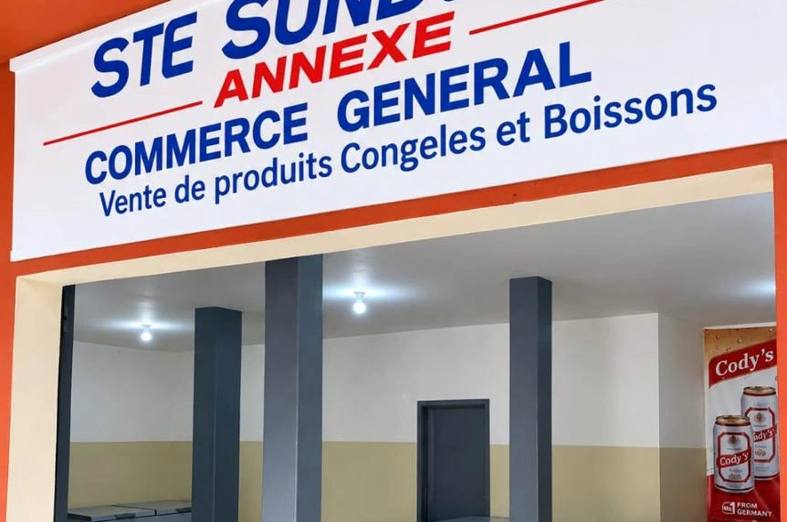 The annexe · Frozen products and beverages · Lomé